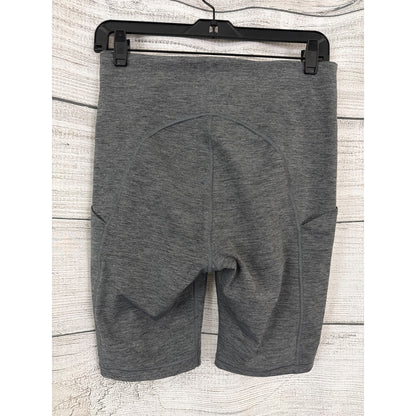 NWOT Athleta Ultimate Stash Pocket 9" Shorts Size M