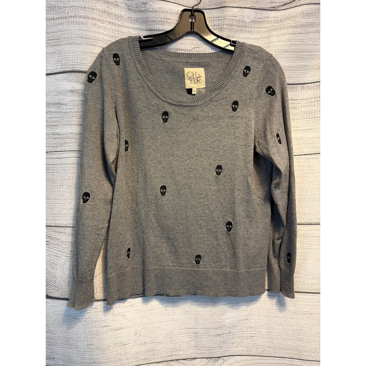 Chaser Gray Skull Print Knit Sweater Size M