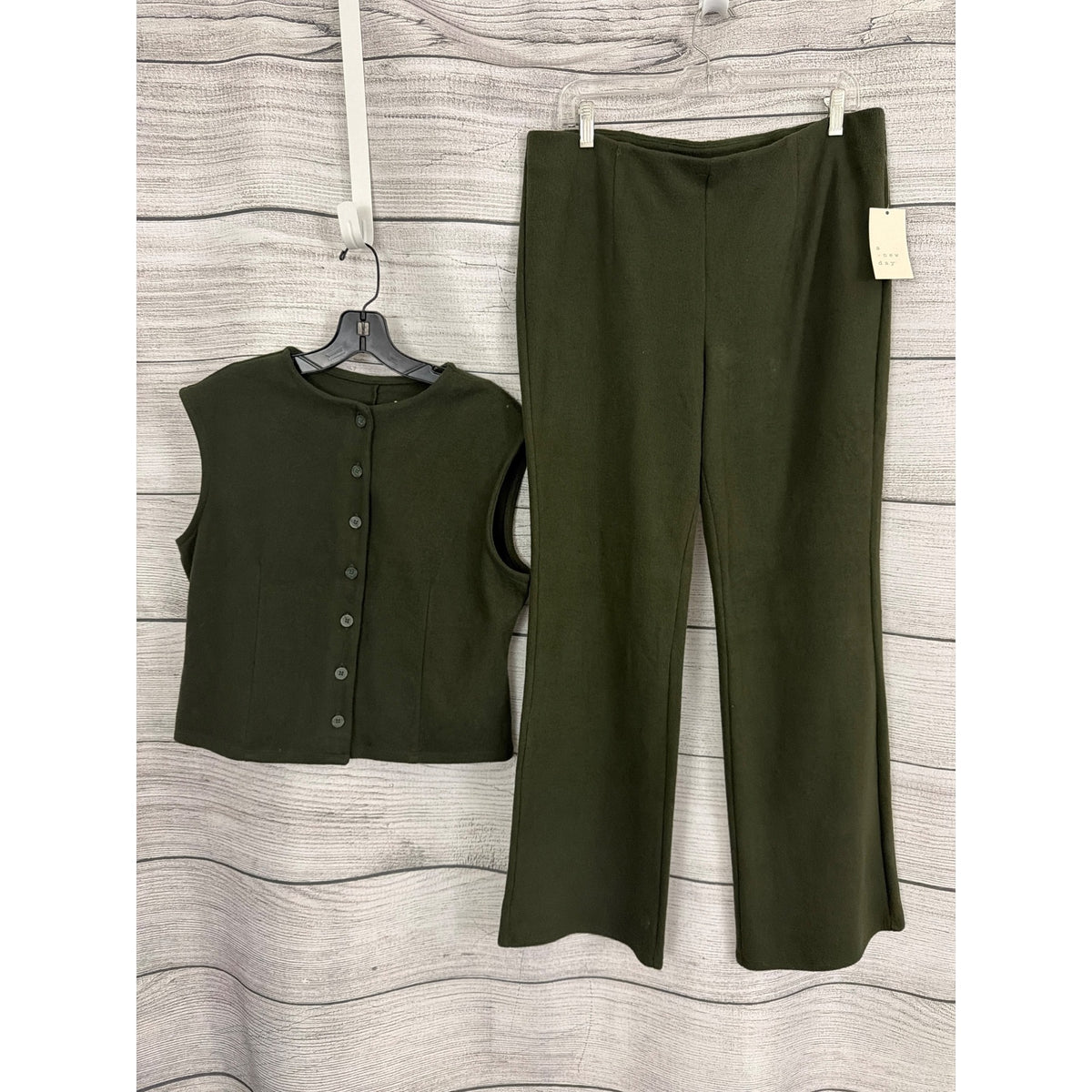 NWT A New Day Olive Green Sleeveless Top M & Wide-Leg Pants L Set