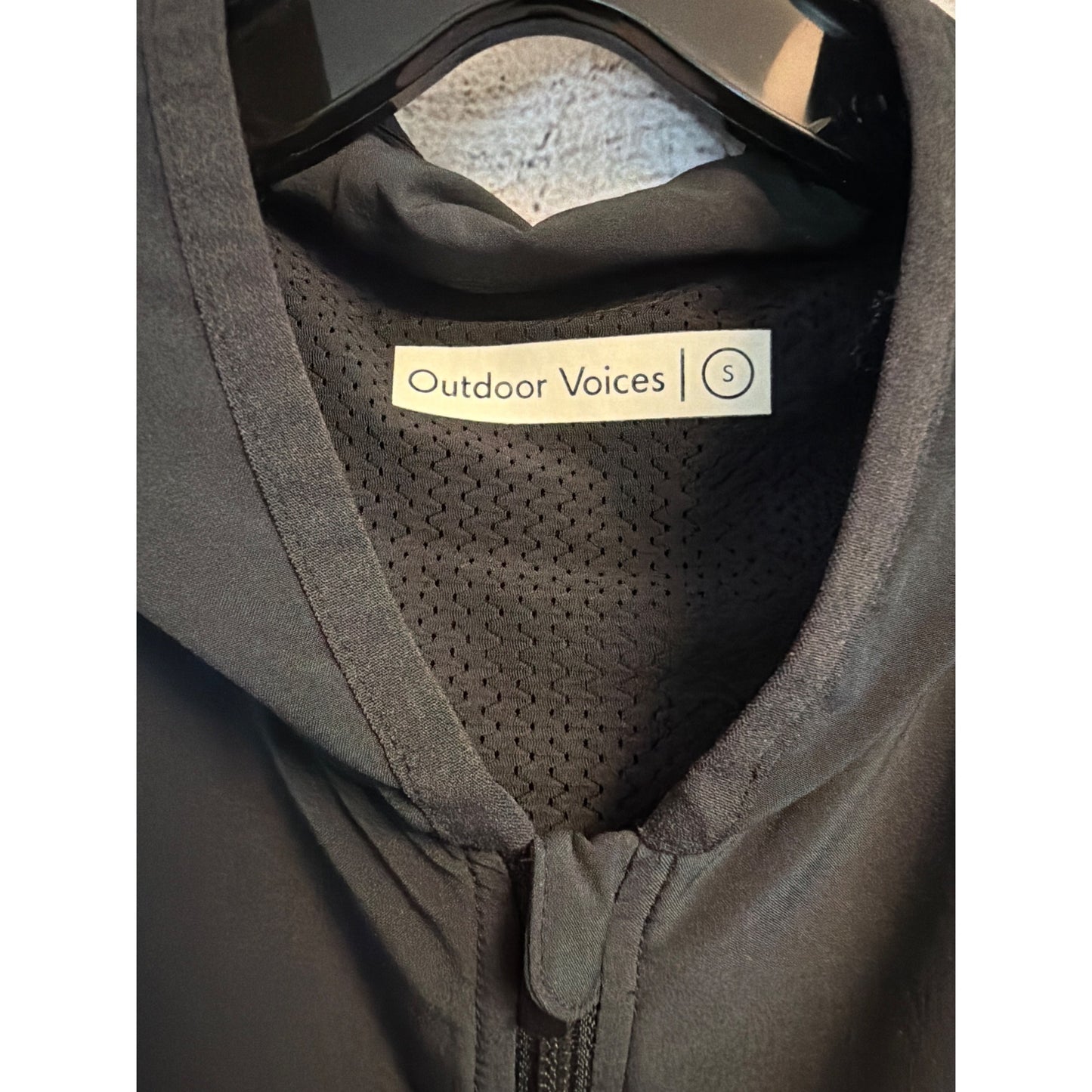 Outdoor Voices Black Lightweight Hooded Jacket Size S