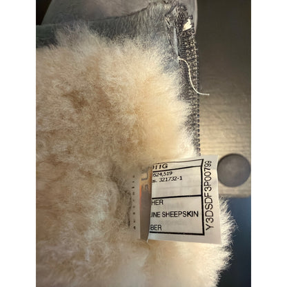 NWOB RARE Discontinued UGG Australia Roslynn Zip Boots Size 8