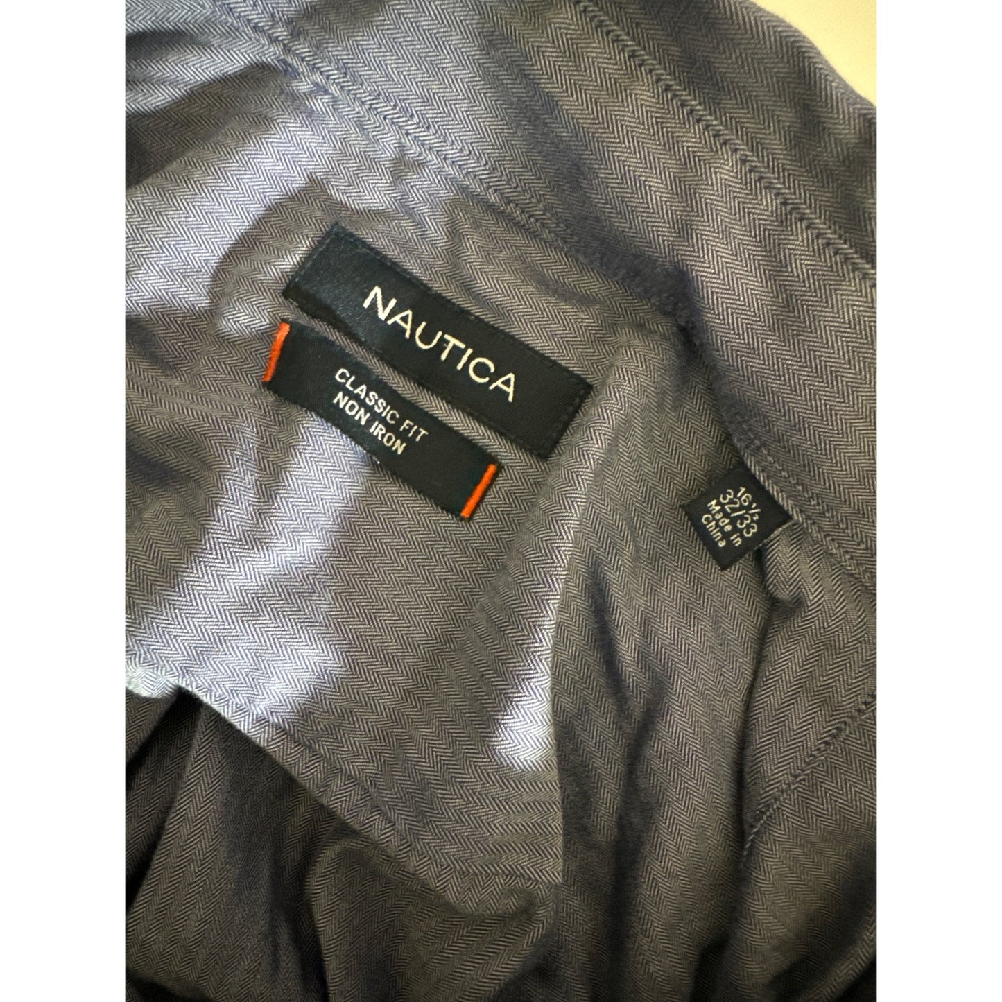 Nautica Mens Classic Fit Non-Iron Button-Down Shirt Size 16.5 32/33