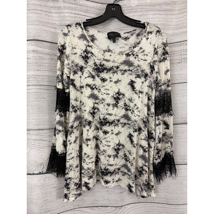 Romeo + Juliet Couture Tie-Dye Bell Sleeve Top W/ Lace Trim Size S