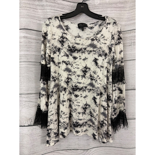Romeo + Juliet Couture Tie-Dye Bell Sleeve Top W/ Lace Trim Size S