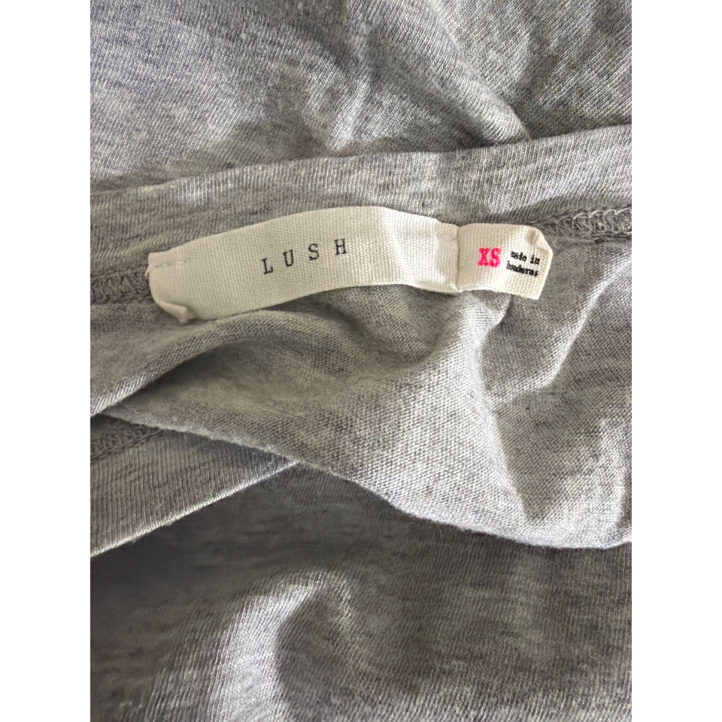 Lush Gray V-Neck Short Sleeve Tee With Pocket Size XS