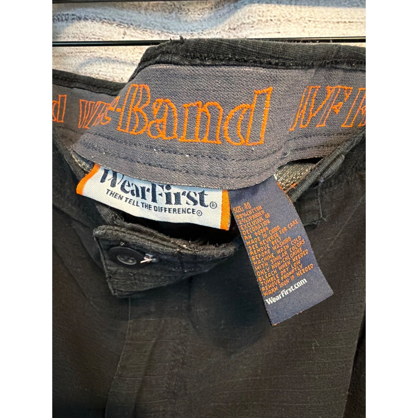 Wearfirst Mens Black Cargo Shorts Size 40