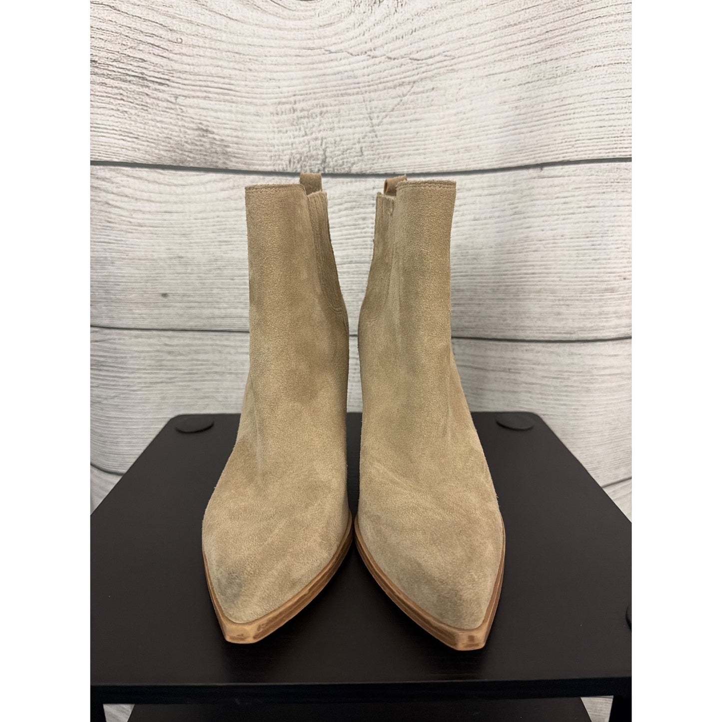 Marc Fisher Oshay Natural Suede Pointed Toe Heel Bootie Boot Size 7.5