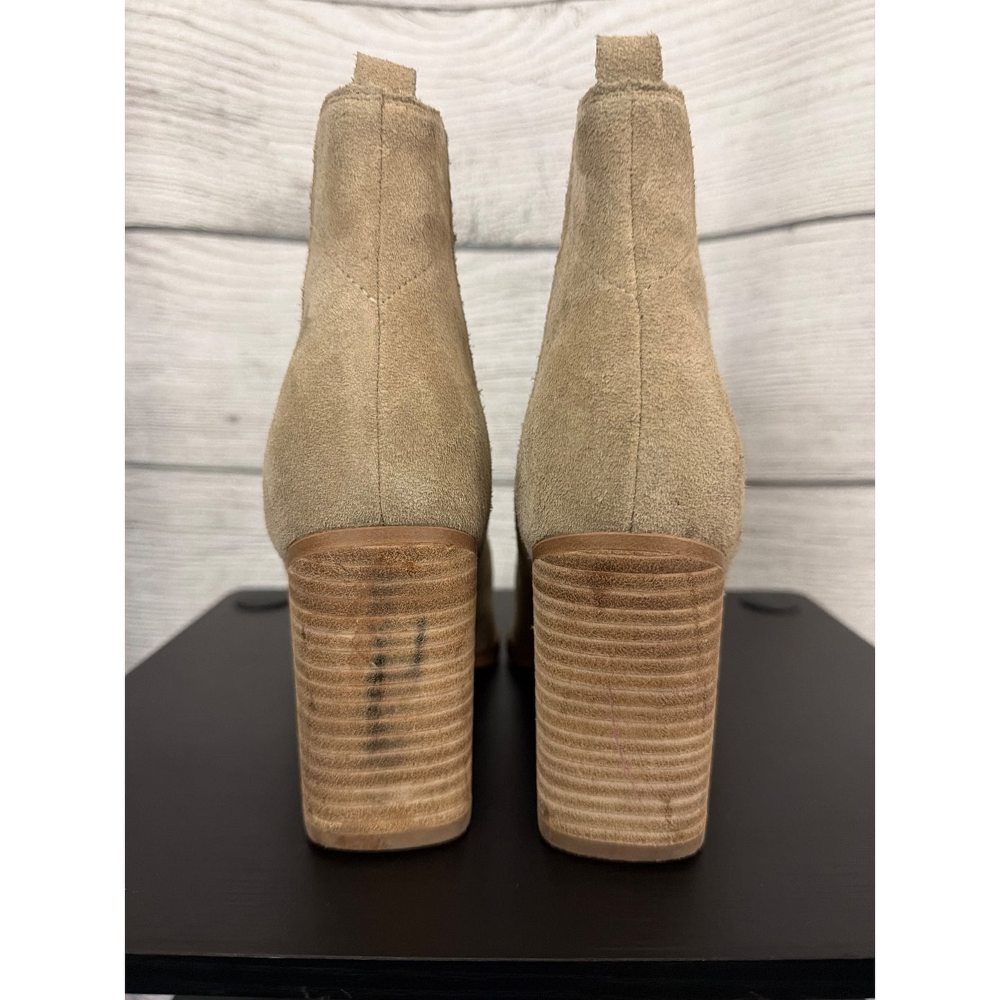 Marc Fisher Oshay Natural Suede Pointed Toe Heel Bootie Boot Size 7.5