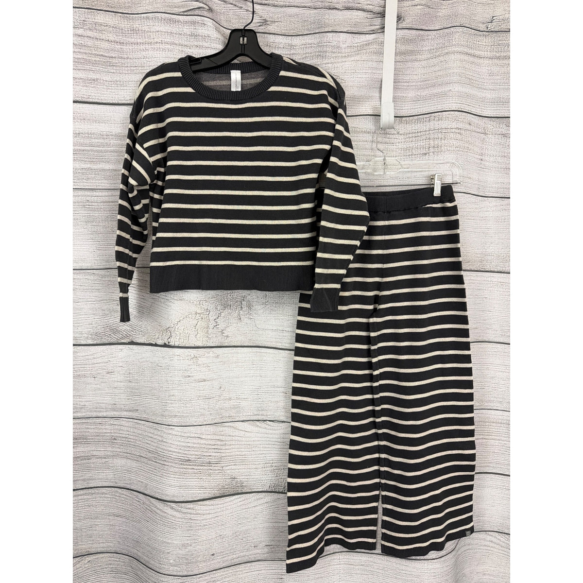 Modern Moments by Gerber Mommy and Me Jacquard Sweater Set Size XS