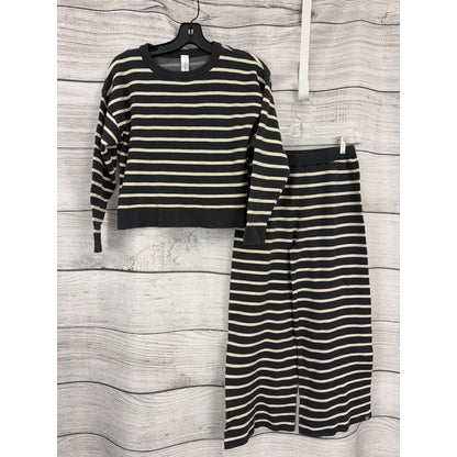 Modern Moments by Gerber Mommy and Me Jacquard Sweater Set Size XS