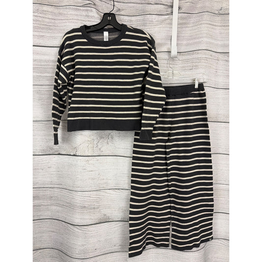 Modern Moments by Gerber Mommy and Me Jacquard Sweater Set Size XS