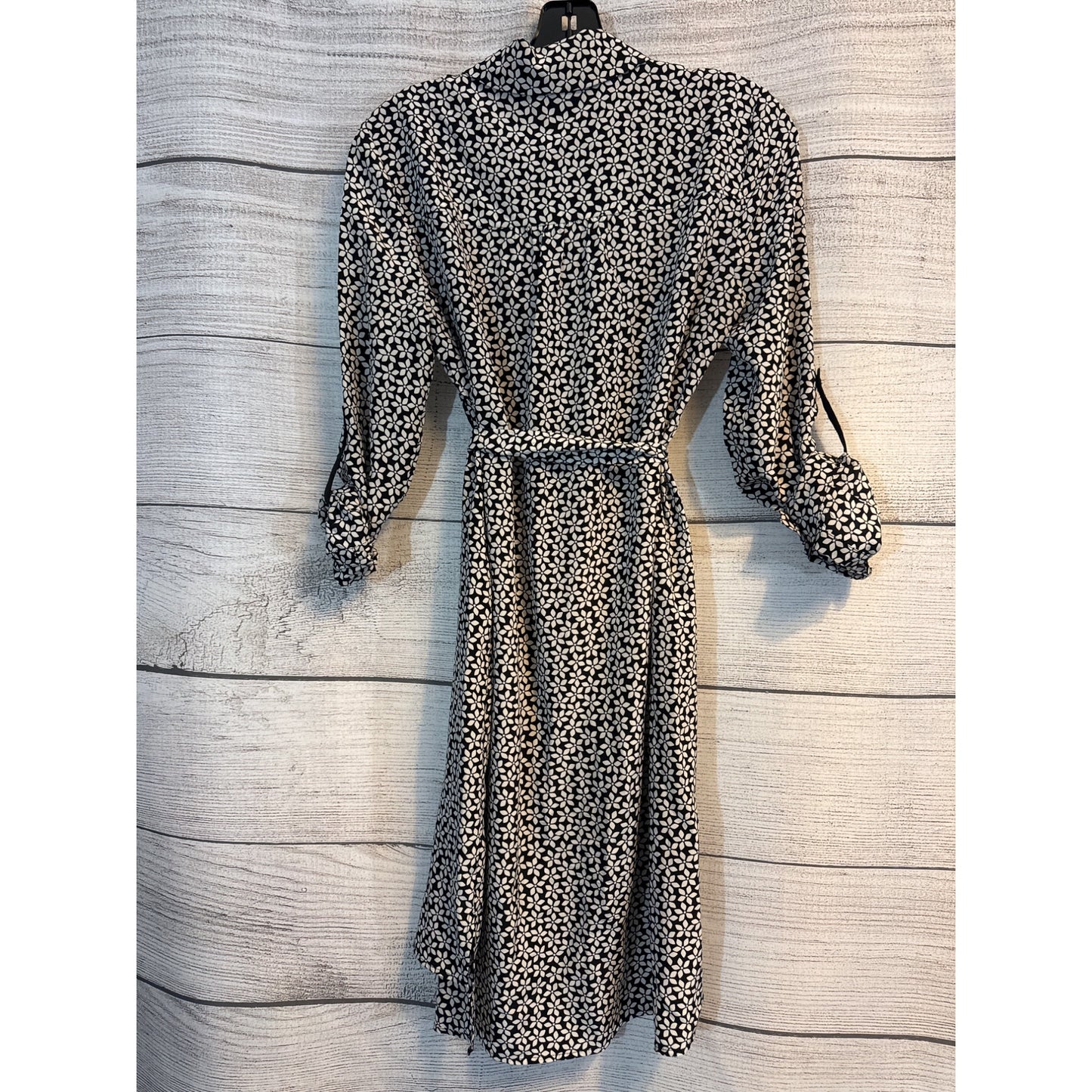 Diane Von Furstenberg 100% Silk Floral Print Button-Up Dress Size 4