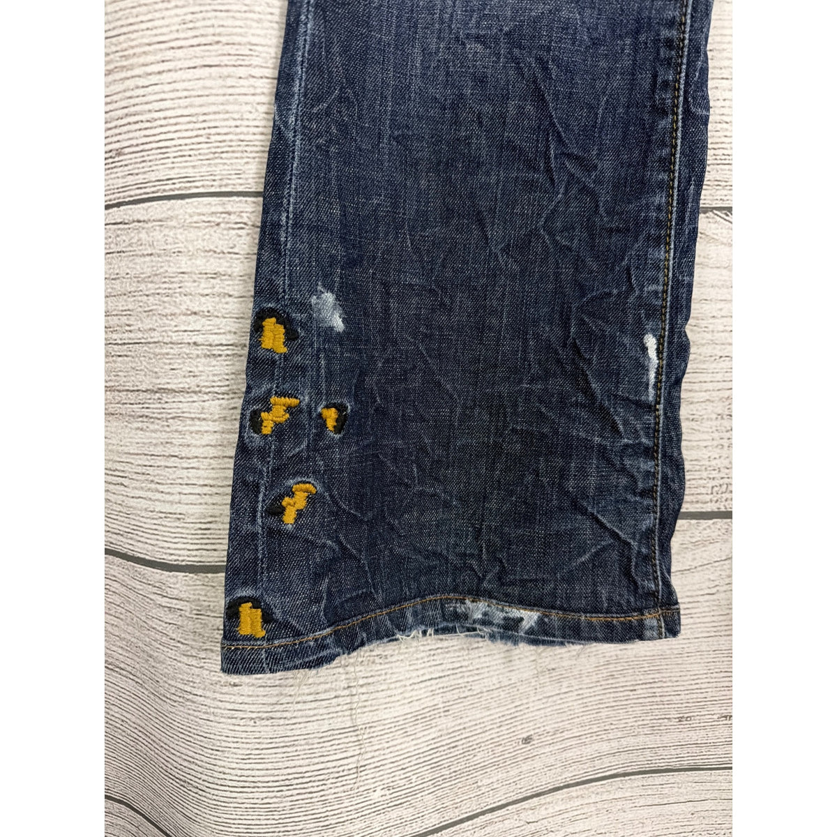 Artisan De Luxe Distressed Flare Jeans Size 28
