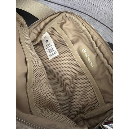 NWOT Lululemon Fleece Everywhere Belt Bag 1L