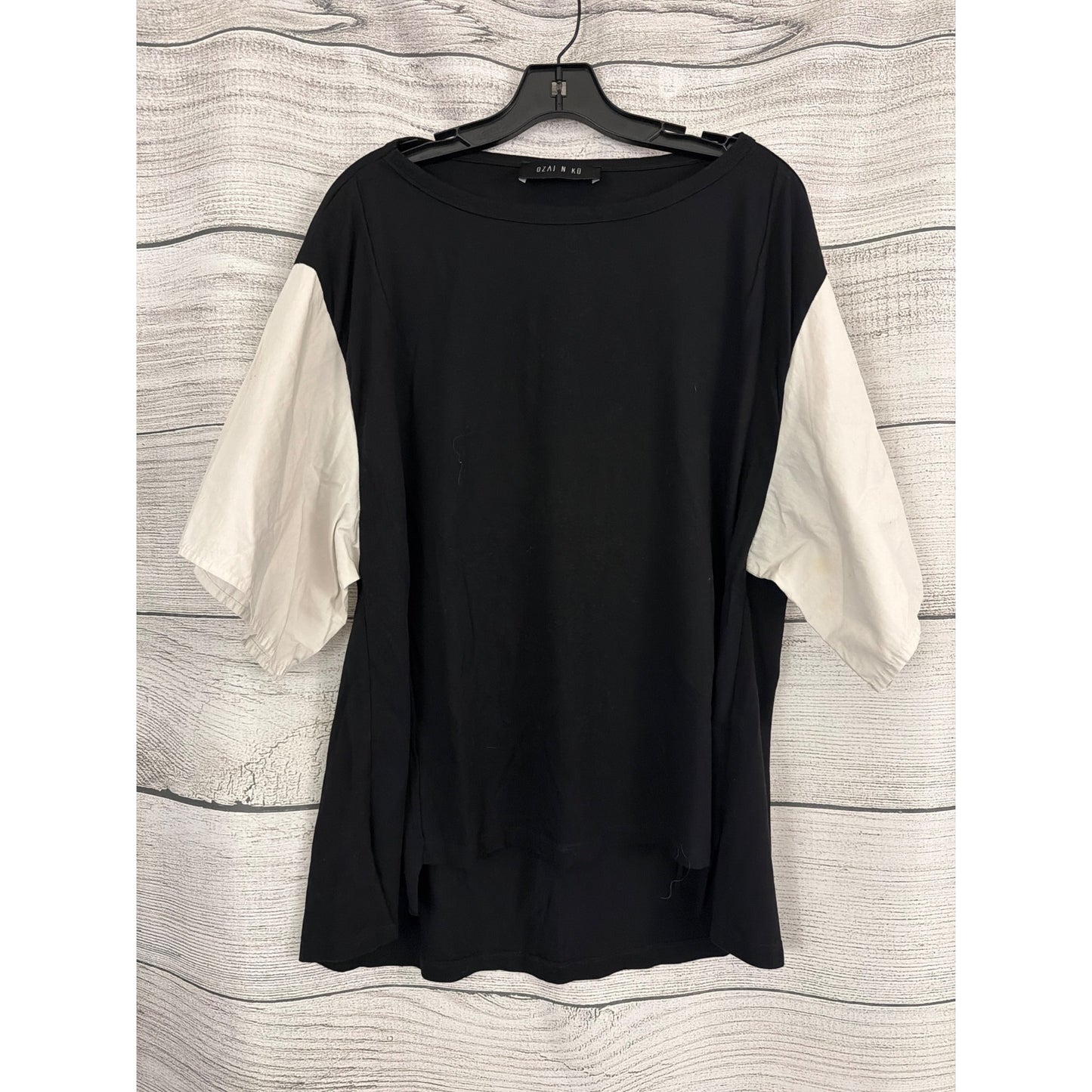 Ozai N Ku Black White Colorblock Short Sleeve Top Size 1(6/8)